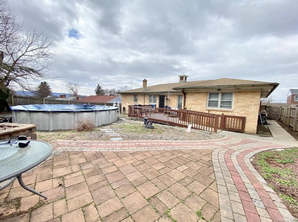 26 Mandigo Pl, Newburgh, NY 12550-3311