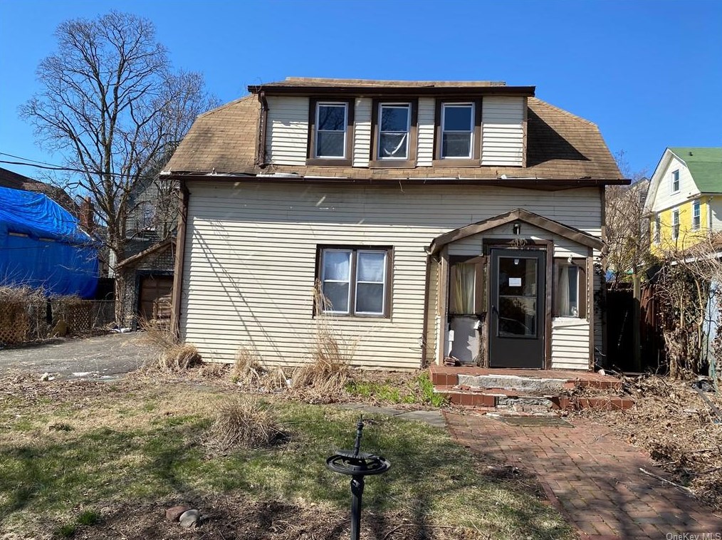 310 Garden Ave, Mount Vernon, NY 10553