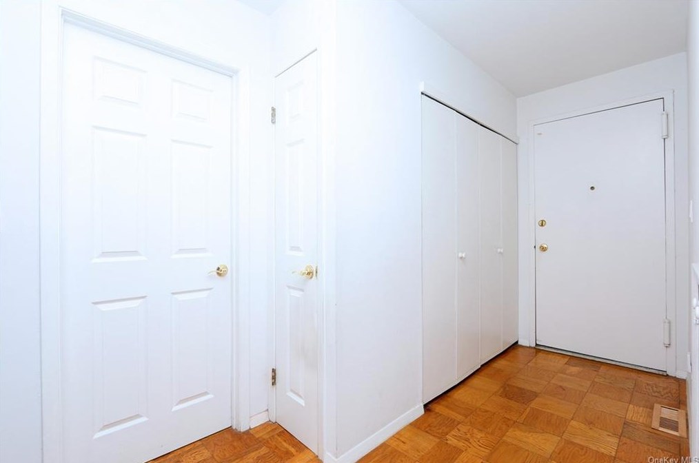 45 Jefferson Oval #b, Yorktown Hgts, NY 10598