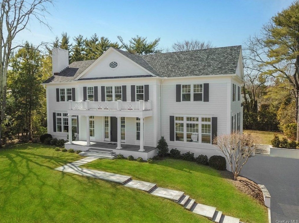 7 Wheelock Rd, Scarsdale, NY 10583