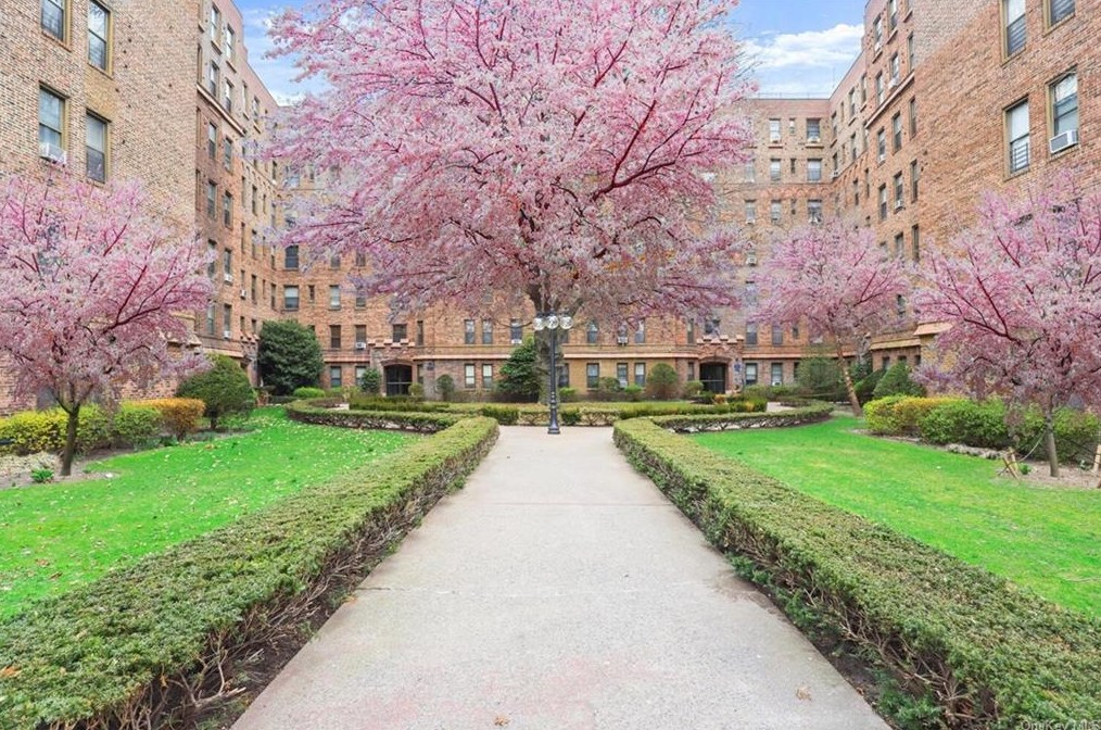 531 E Lincoln Ave #5o, Mount Vernon, NY 10552