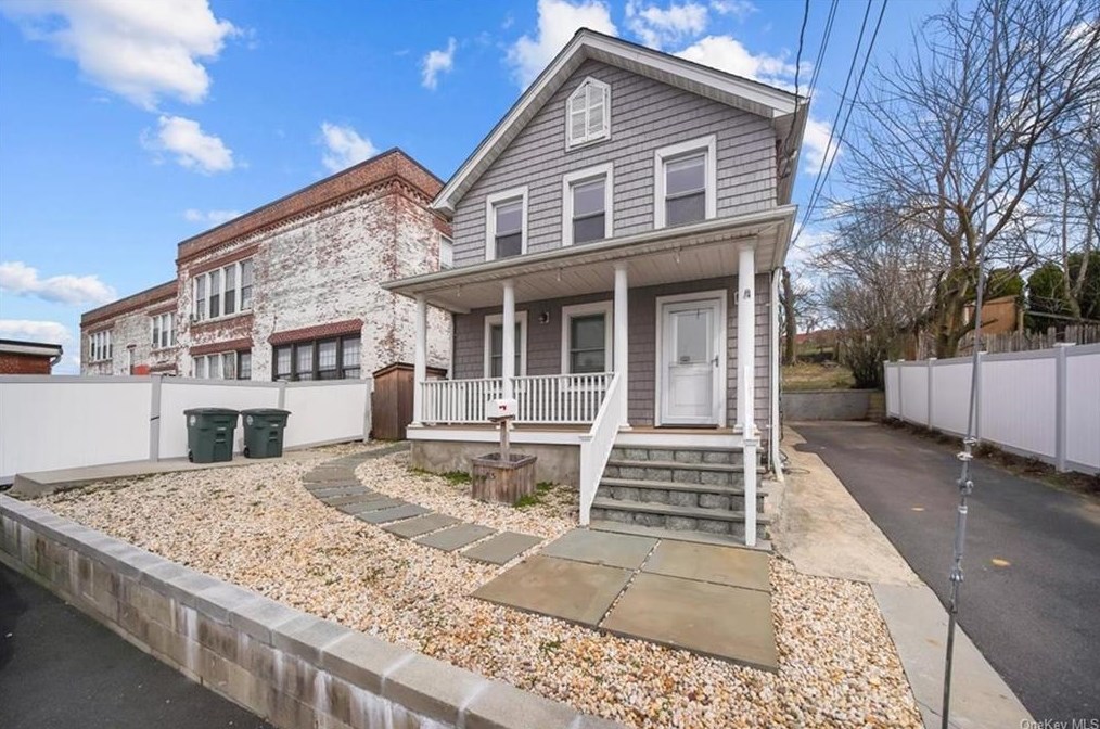 83 Grace Church St, Rye Brook, NY 10573