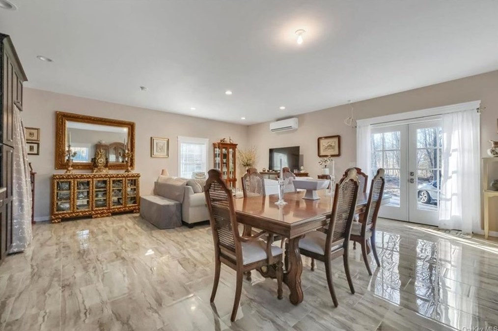 167 Mine Rd, Monroe NY  10950-4725 exterior