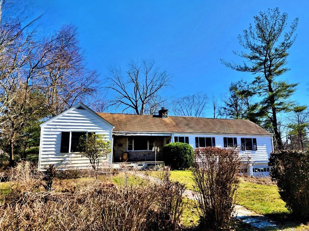 103 Leda Dr, Peekskill, NY 10566-3129