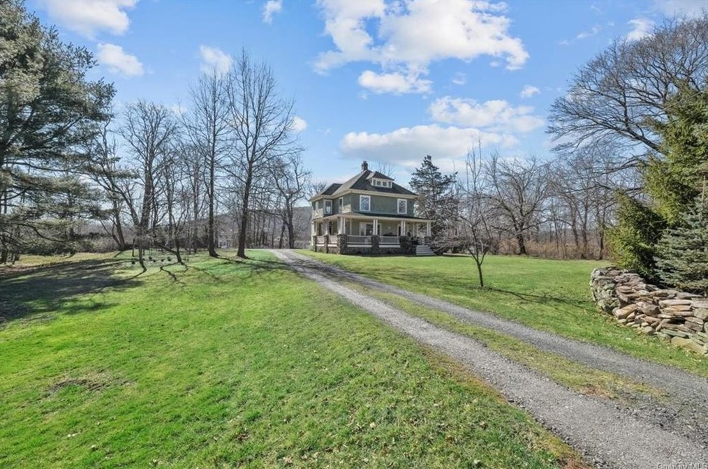 1629 State Route 94, Newburgh NY  12553-5940 exterior