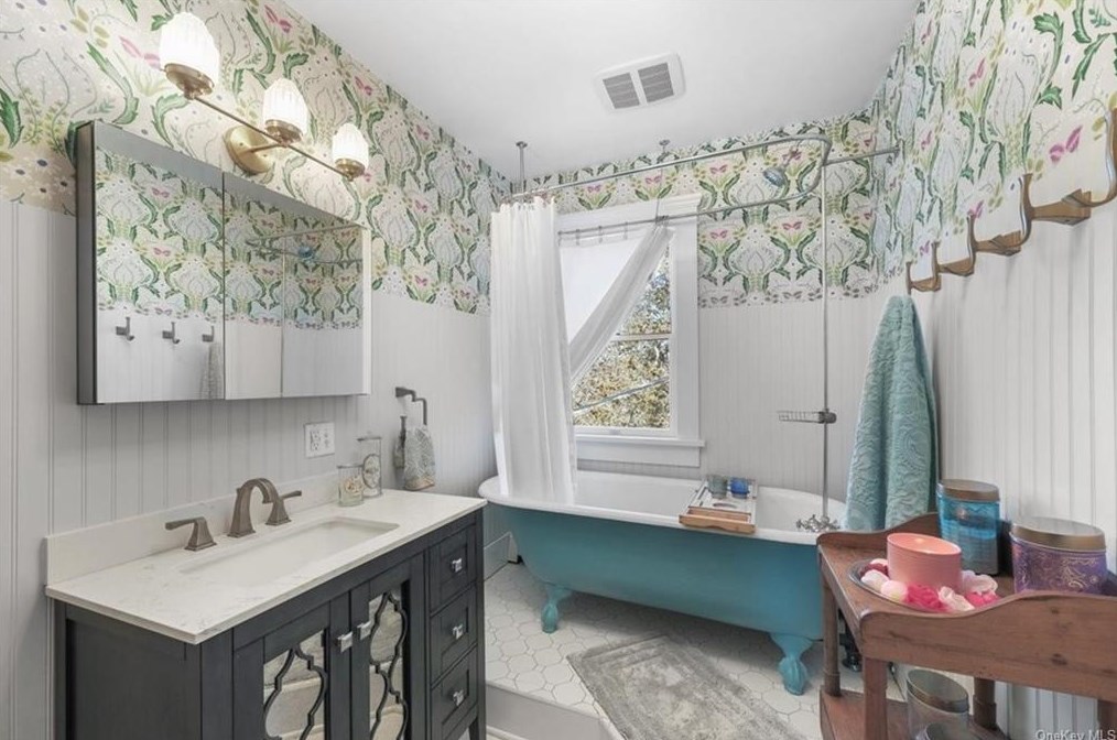 1629 State Route 94, Newburgh NY  12553-5940 exterior