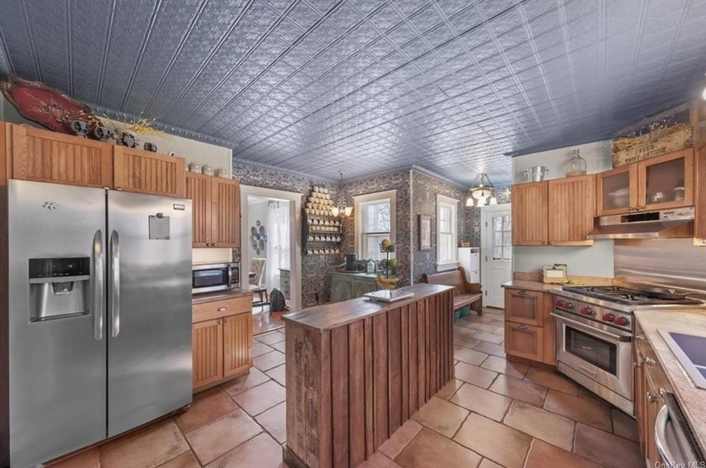 1629 State Route 94, Newburgh NY  12553-5940 exterior