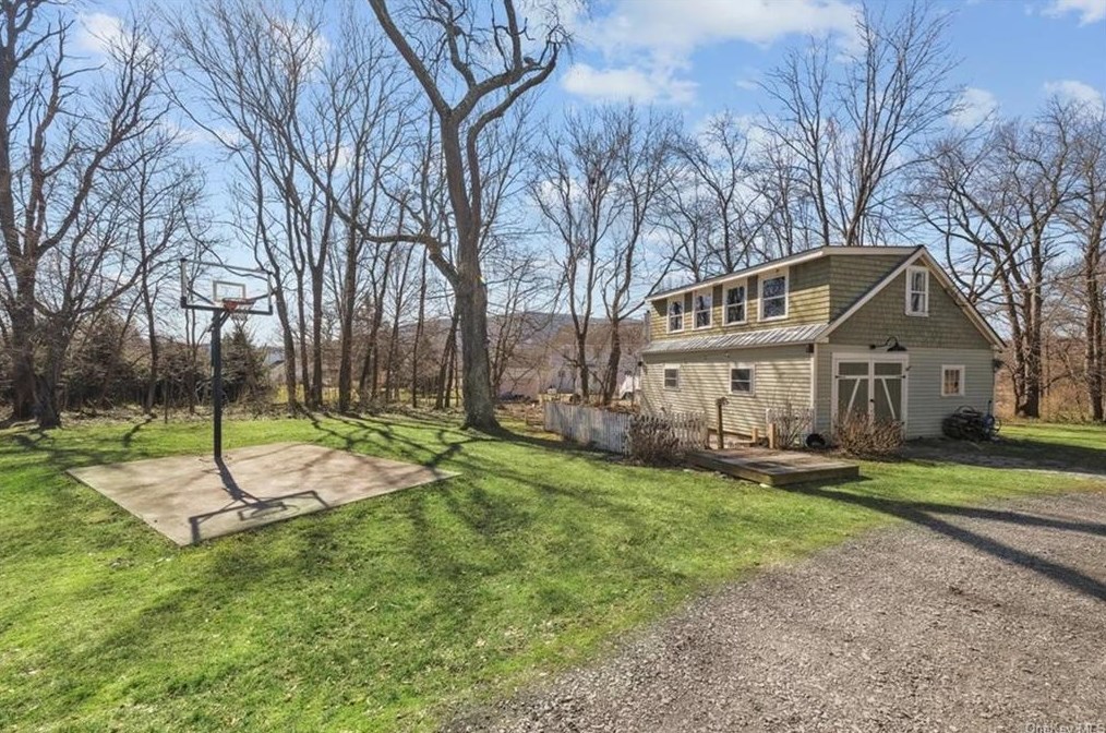 1629 State Route 94, Newburgh NY  12553-5940 exterior