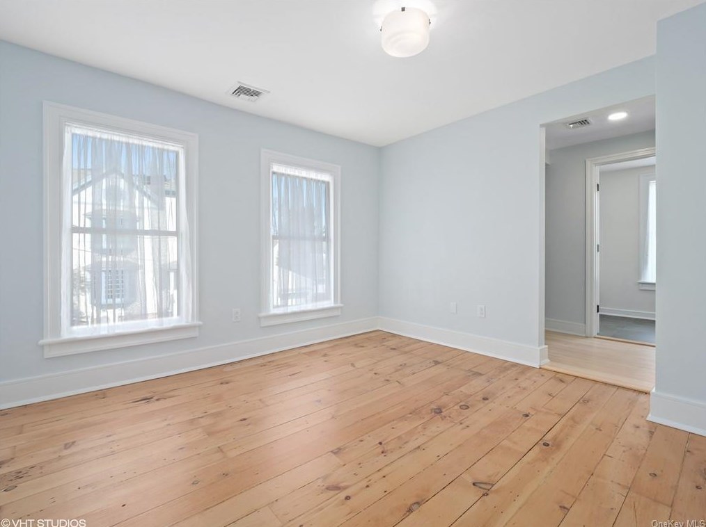 39 Ackerman St, Beacon NY 12508-2824 exterior