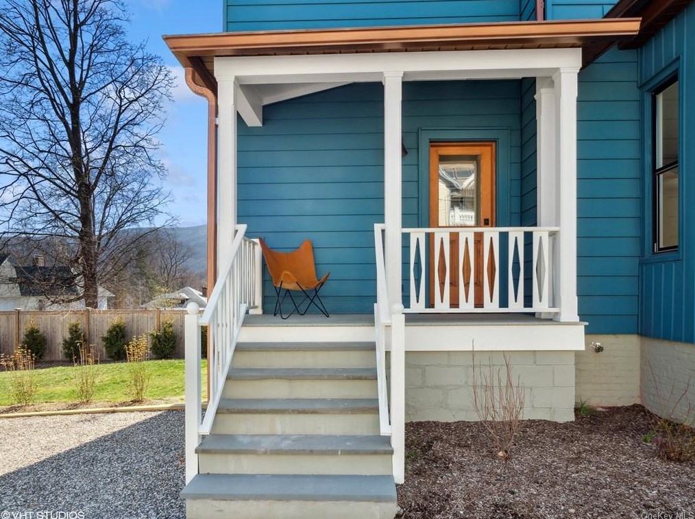 39 Ackerman St, Beacon NY 12508-2824 exterior