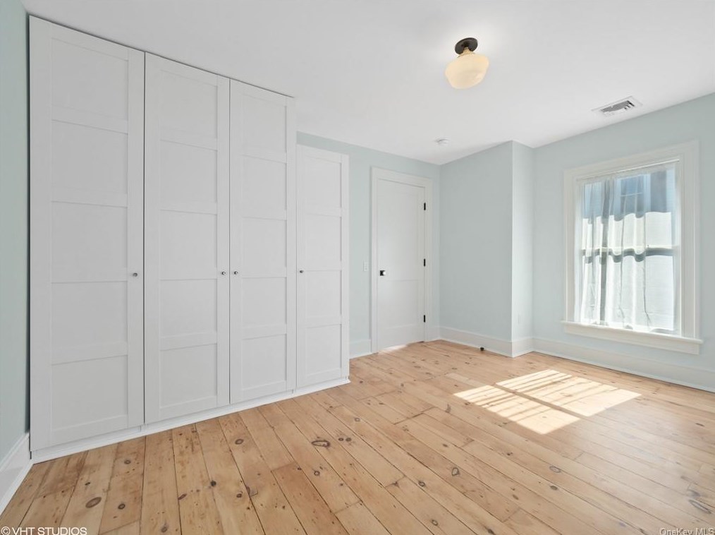 39 Ackerman St, Beacon NY 12508-2824 exterior