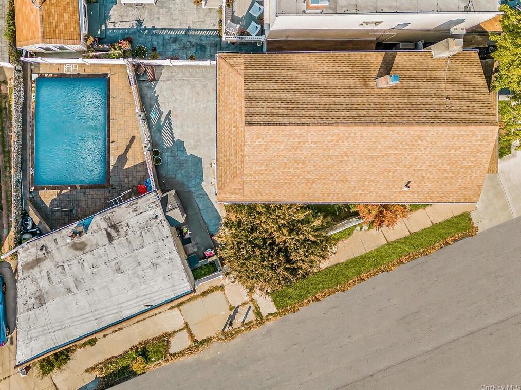 1447 Gillespie Ave, Bronx, NY 10461