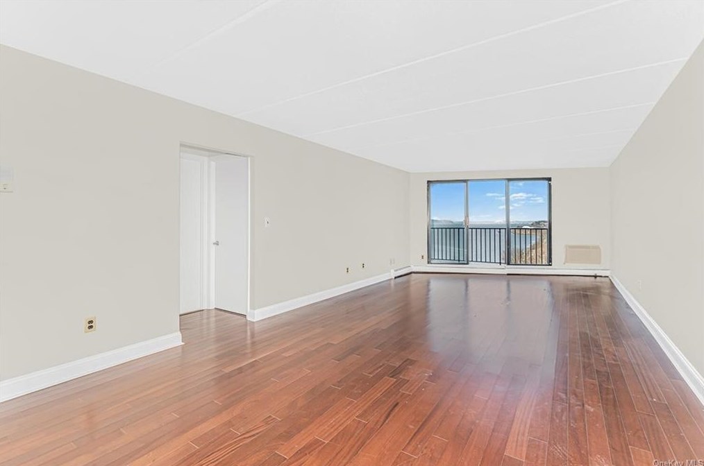 1155 Warburton Ave Apt 8v, Yonkers, NY