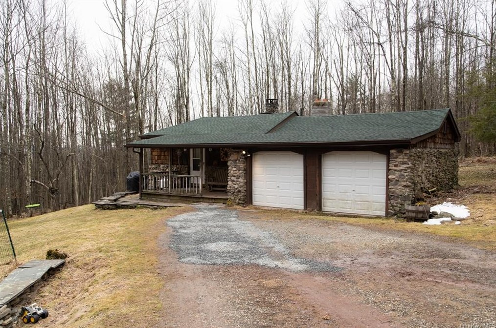 35 Island Rd, Sundown, NY 12740