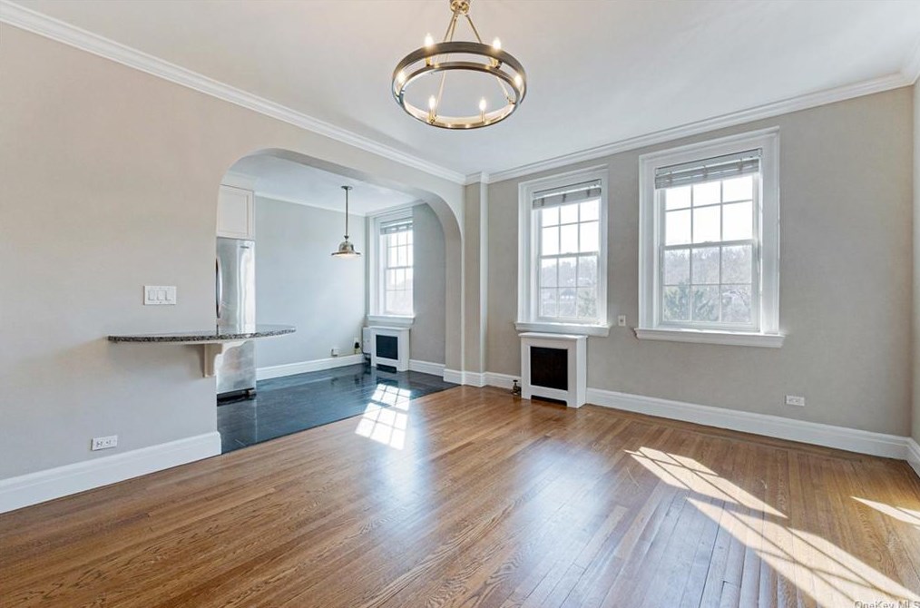 26 E Parkway Apt 14a, Scarsdale, NY