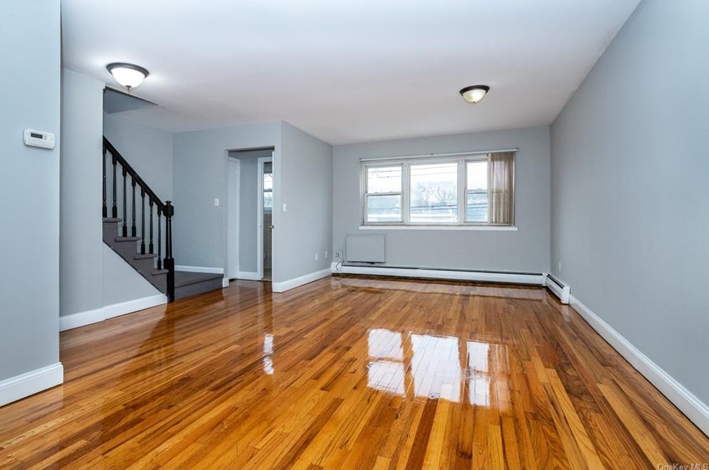 2545 Hollers Ave, Bronx, NY 10475