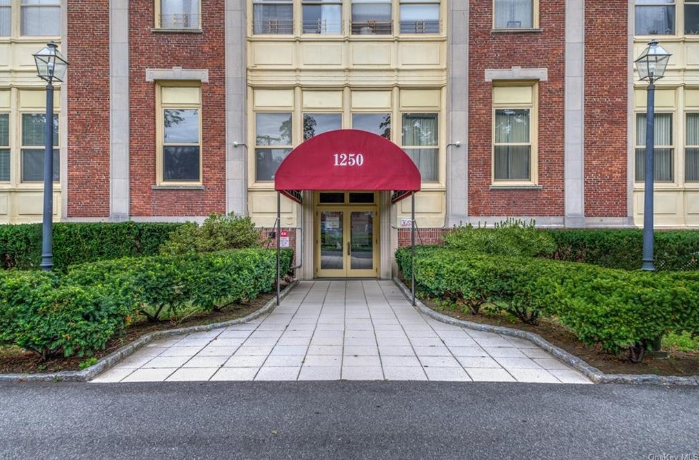 1250 North Ave #116, New Rochelle, NY 10804
