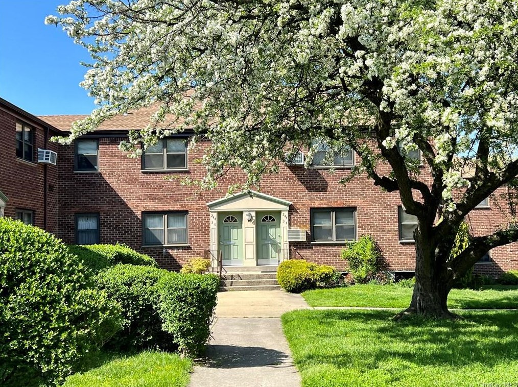 244-36 57th Dr #e7 Upper, Flushing, NY 11362