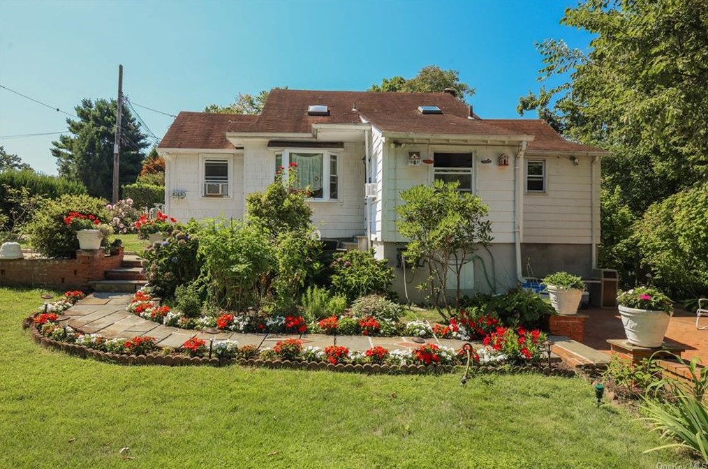 54-55 Wetmore Pl, Rye, NY 10580