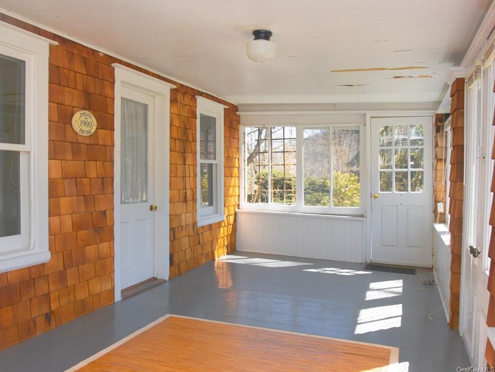 98 Route 292, Whaley Lake, NY 12531