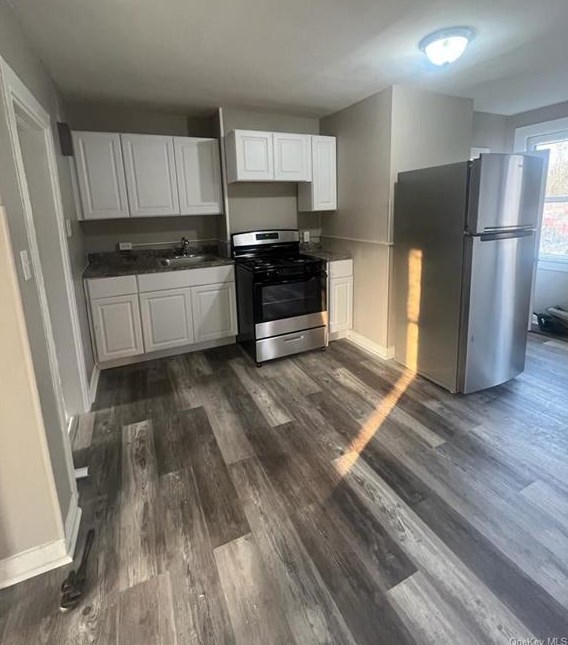 24 Spring St #apt 2, New Hamburg, NY 12590