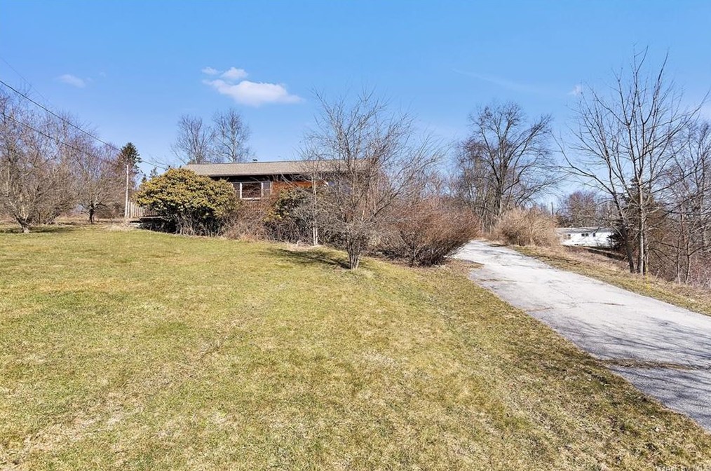 439 Schultzville Rd, Clinton Crn, NY 12514