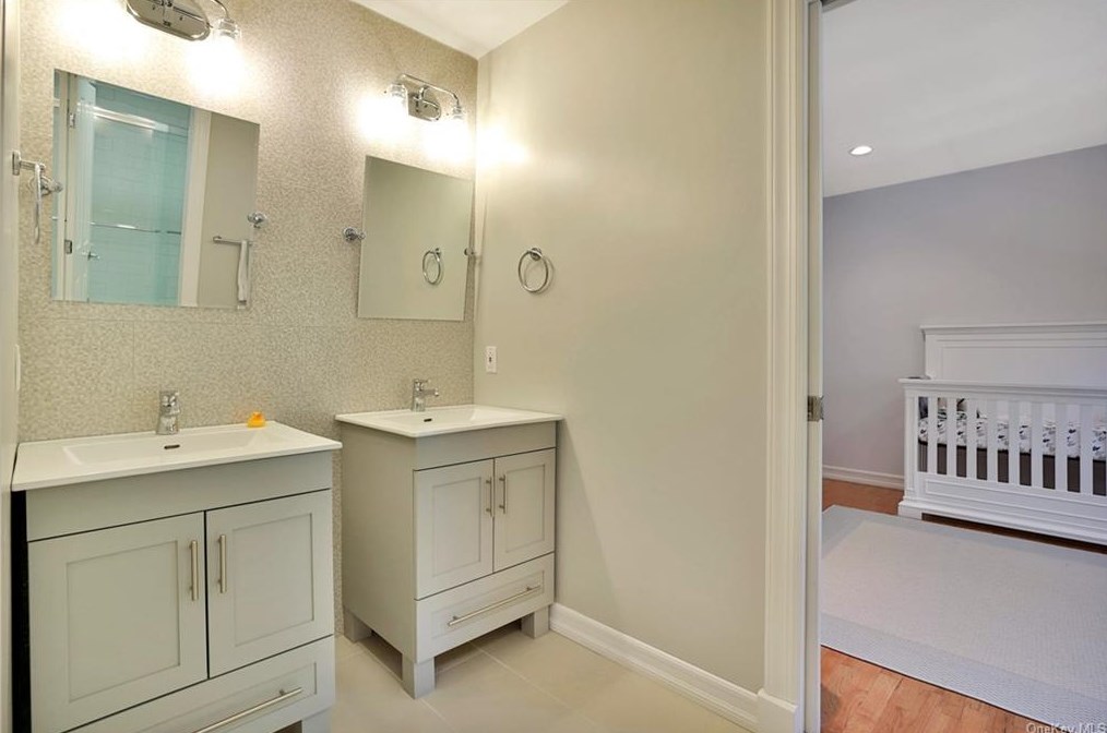 5 Cornel Dr, Goldens Bridge NY  10526-1418 exterior