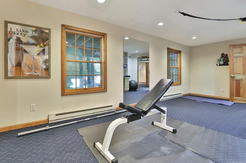 5 Cornel Dr, Goldens Bridge NY  10526-1418 exterior