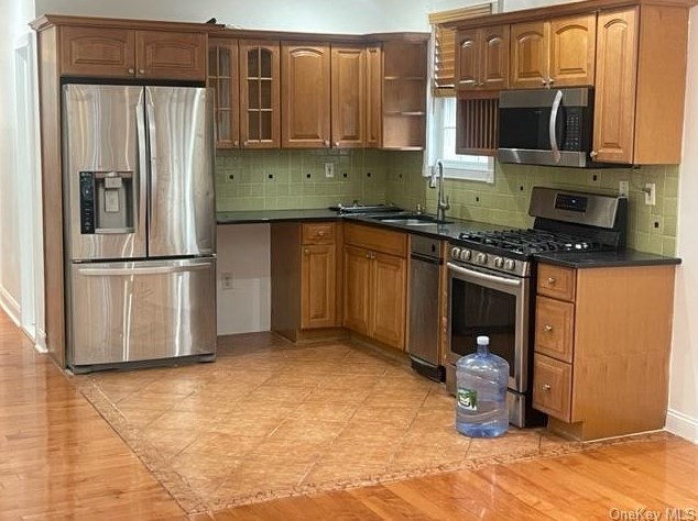 1278 Waring Ave, Bronx, NY 10469