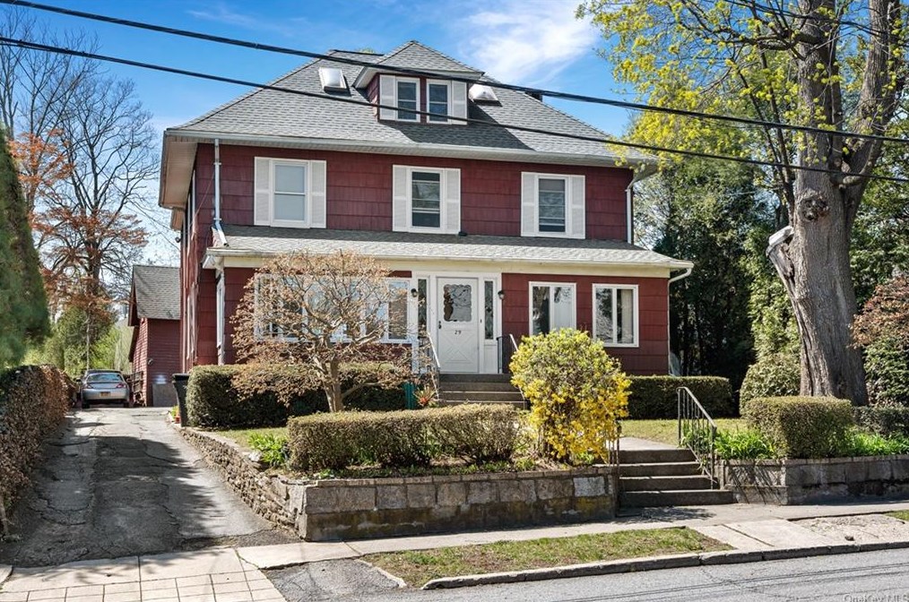 29 Howard Ave, White Plains, NY 10606
