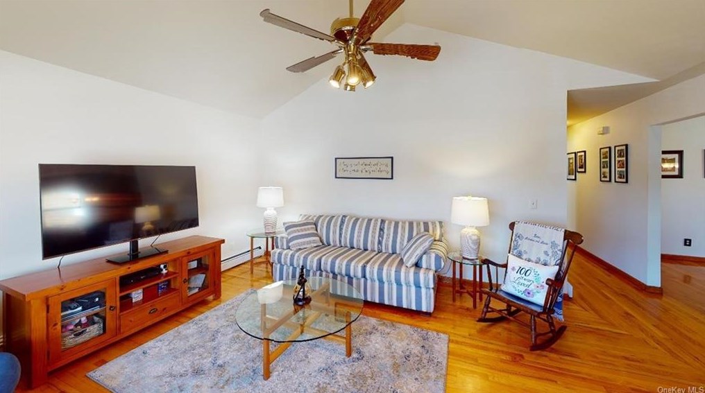 45 Woodcrest Ave, White Plains, NY 10604