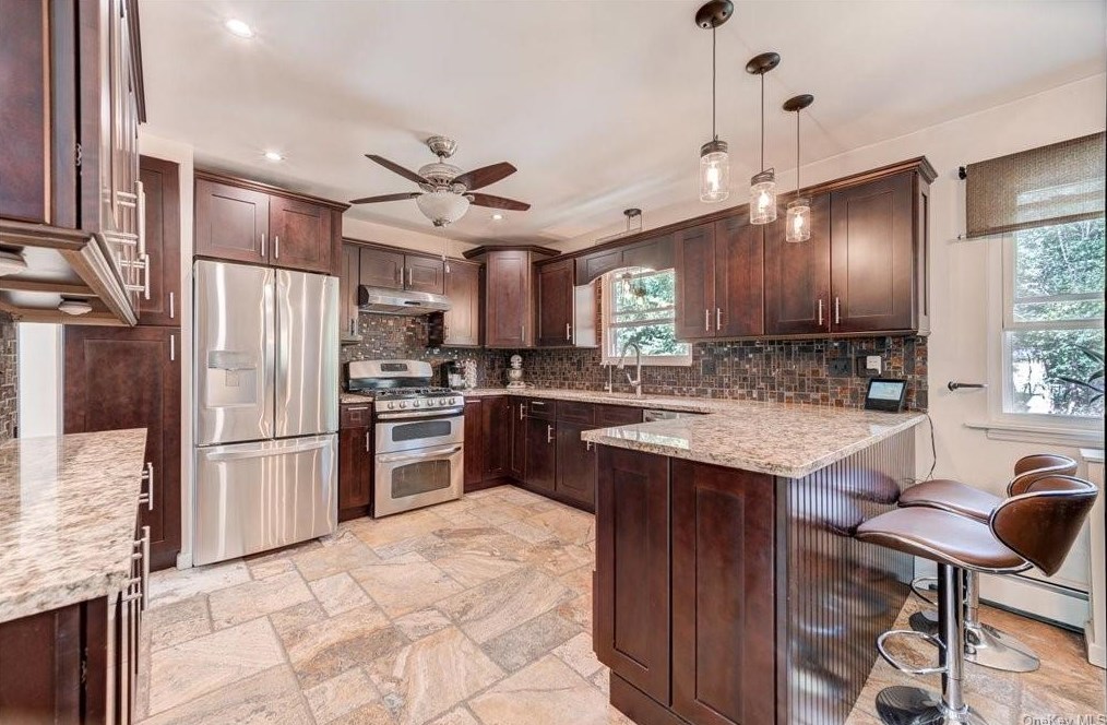 141 Barnes Rd, Washingtonville, NY 10992