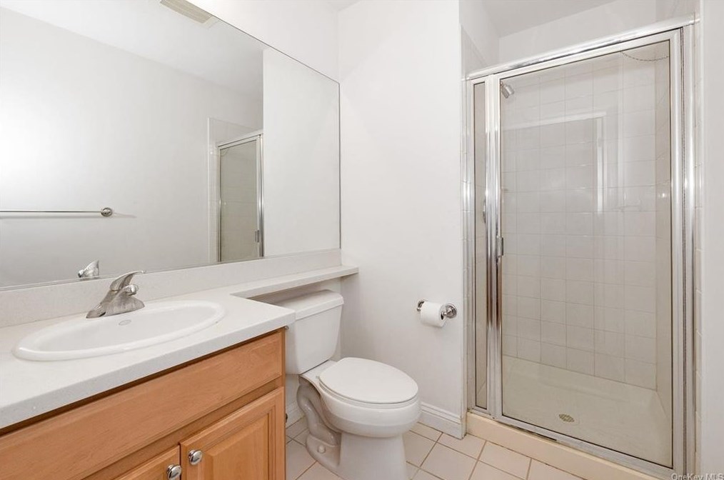 3115 Leeward Dr, Haverstraw NY  10927-2127 exterior