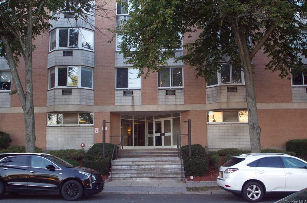 14 Nosband Ave #2g, White Plains, NY 10605