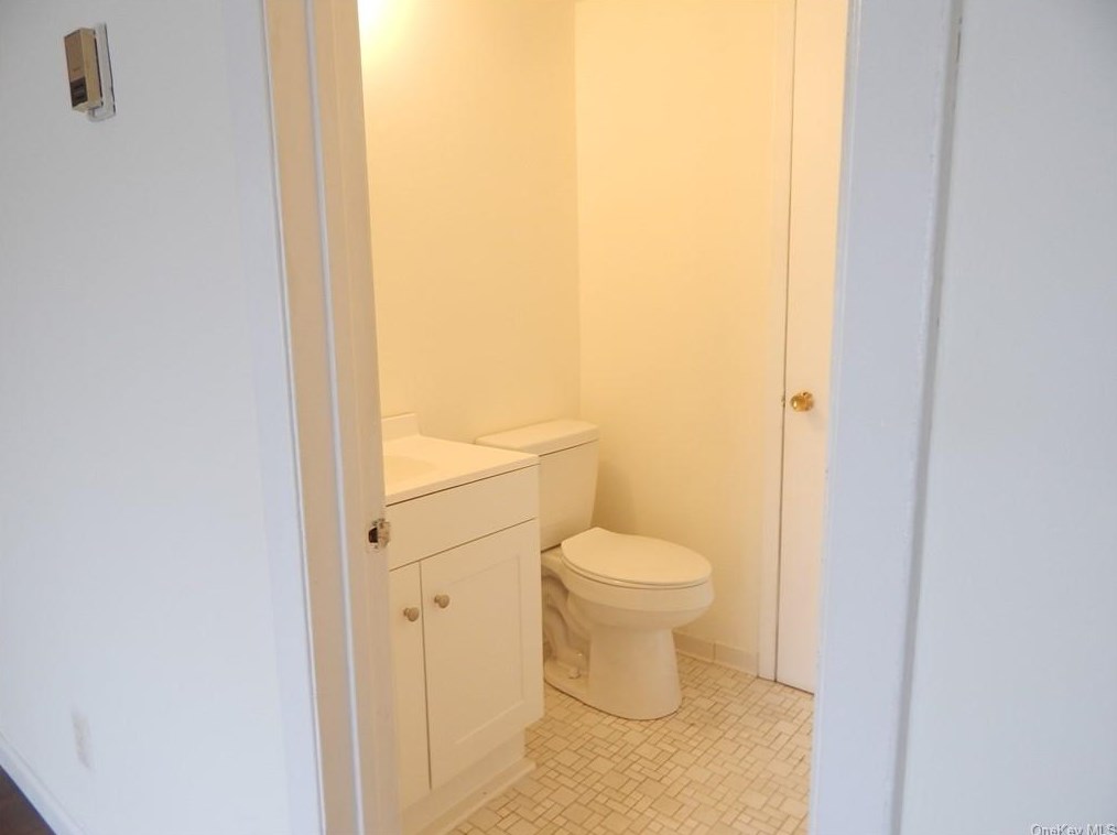 119 Concord Ln, Middletown, NY 10940
