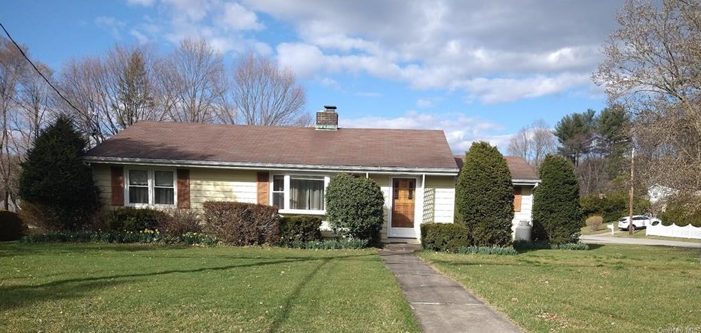 17 Stevenson Ave, Cortlandt Manor, NY 10567-1519