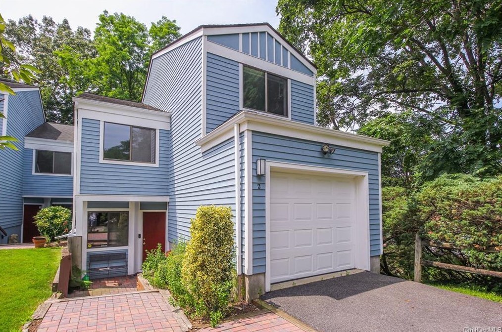 2 Top Of The Ridge #e-2, Mamaroneck, NY 10543