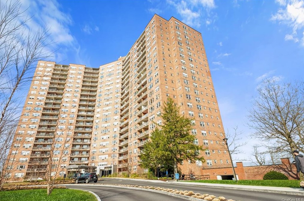 5900 Arlington Ave #5h, Bronx, NY 10471