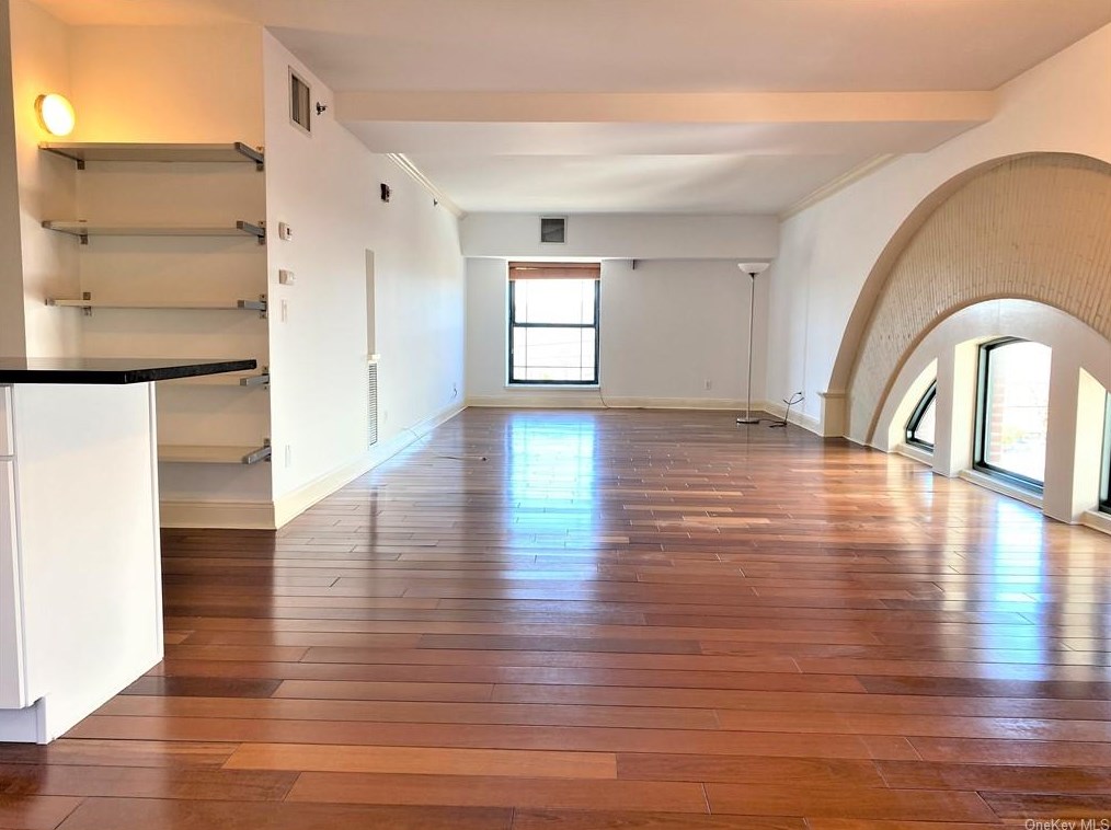 1 S Astor St Apt 401, Irvington on Hudson, NY 10533