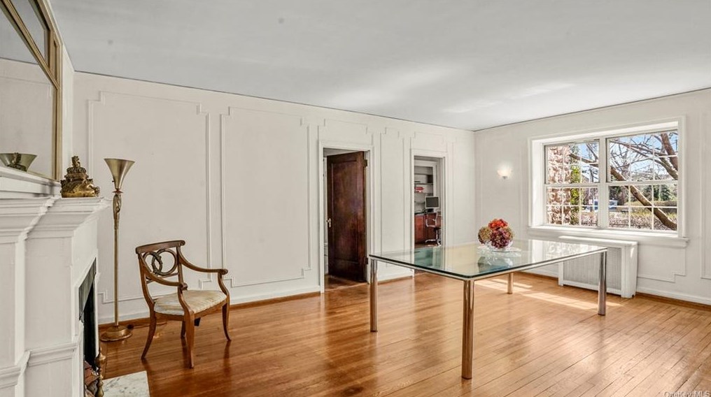 151 Centre Ave #1d, New Rochelle, NY 10805