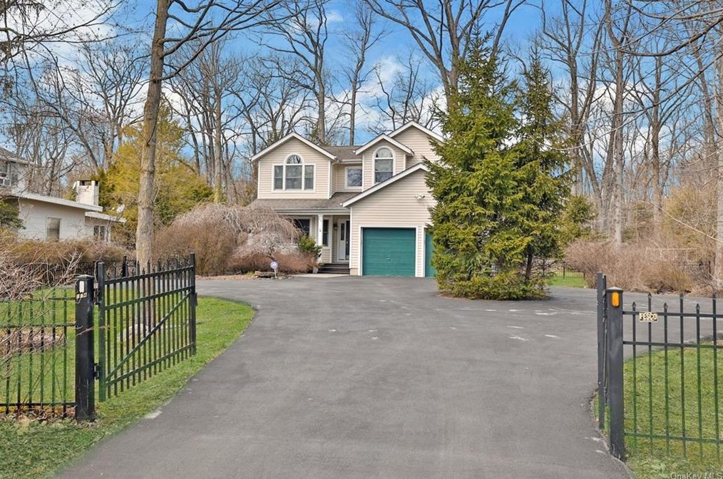664 Oak Tree Rd, Palisades, NY 10964