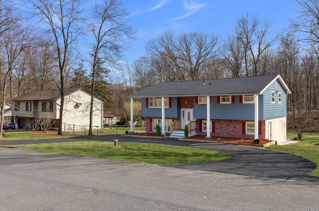 669 Gardnertown Rd, Newburgh NY  12550-1554 exterior