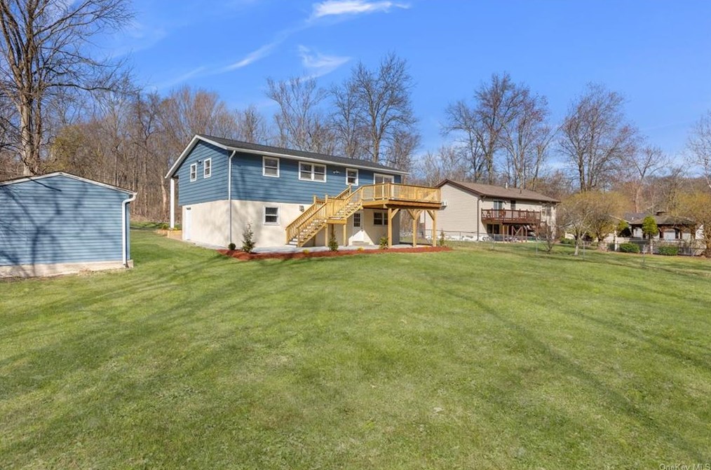 669 Gardnertown Rd, Newburgh NY  12550-1554 exterior