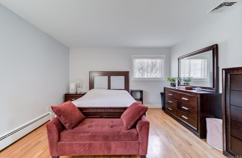 10 Karen Dr, Monroe NY  10950-4525 exterior