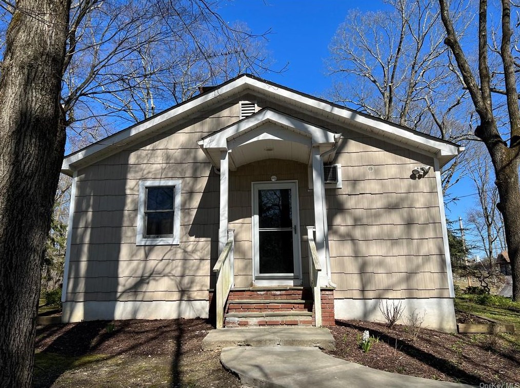 109 Vista Terrace S, Mahopac, NY 10541