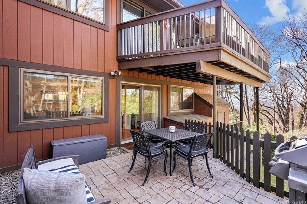 355 Martling Ave, North Tarrytown NY  10591-4711 exterior