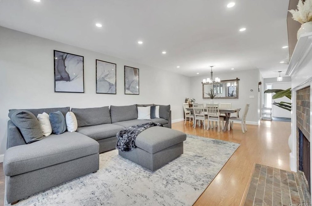 355 Martling Ave, North Tarrytown NY  10591-4711 exterior