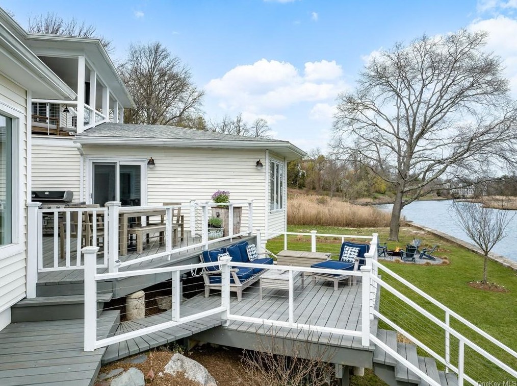 722 Guion Dr, Mamaroneck NY  10543-4019 exterior