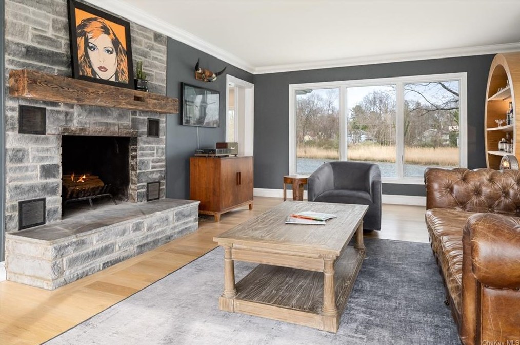722 Guion Dr, Mamaroneck NY  10543-4117 exterior