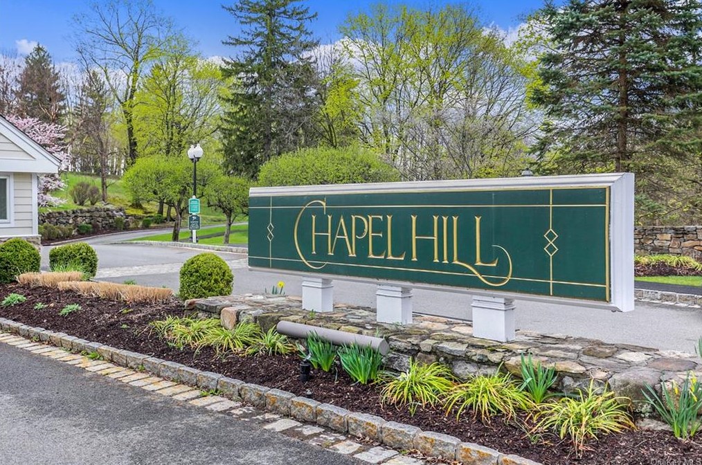 38 Bayberry Dr, Peekskill NY  10566-4859 exterior